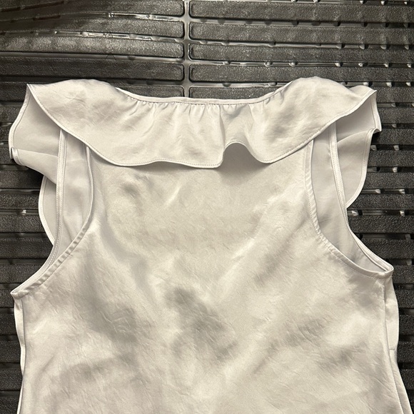 Aritzia silver Ruffle Tie-Front Satin Camisole - Picture 4 of 5
